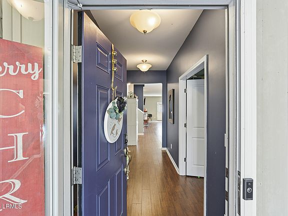 5th image of 19 Brasstown Way