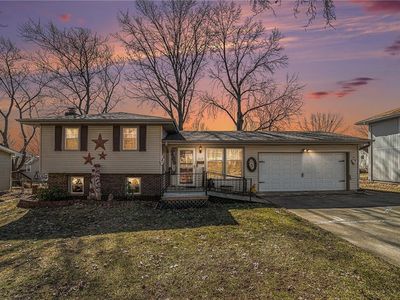 409 Stuart St, Liberty, MO, 64068