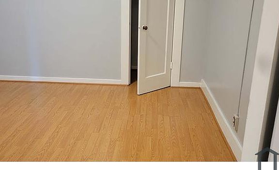 4th image of 524 5th Ave APT B