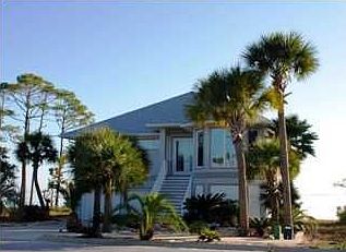 For more pics & info visit www.flandalrealestate.com