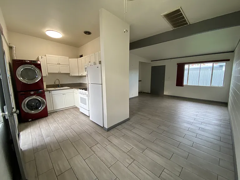 1206 E Saint Louis Ave — Photo 20