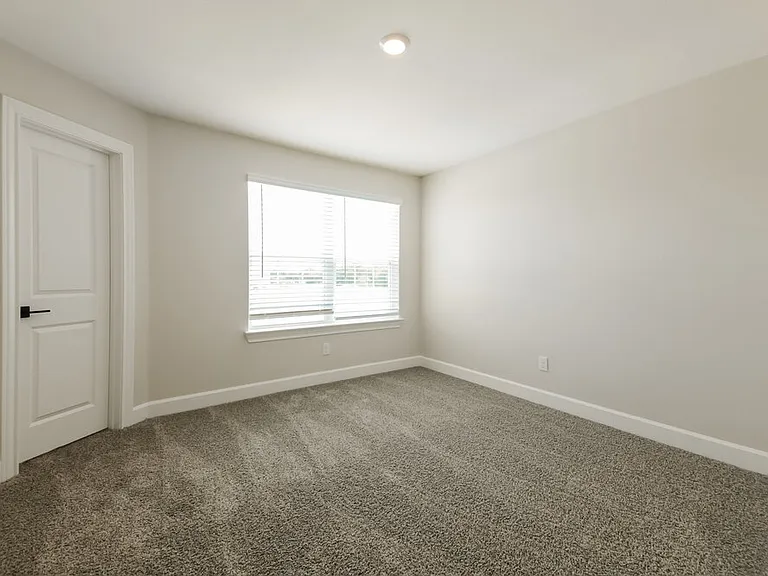 710 Princeton Hts — Photo 12