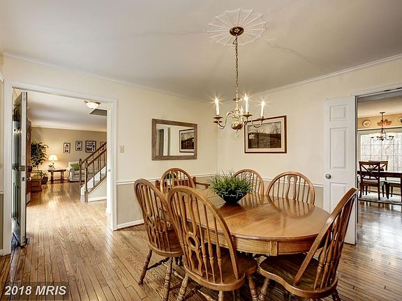 4th image of 12937 Montpelier Ct