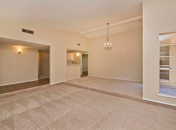 4th image of 2821 Clover Valley Dr