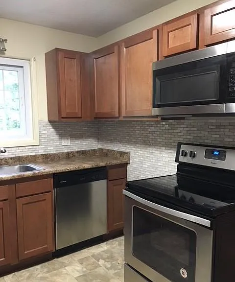 Brook Haven Condominiums — Photo 4