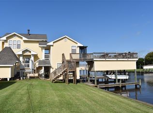 1657 County Road 291, Bay City, TX 77414