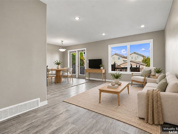 4th image of 255 McBeth Crescent