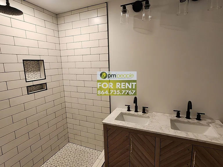 108 Saint Lo Cir — Photo 3