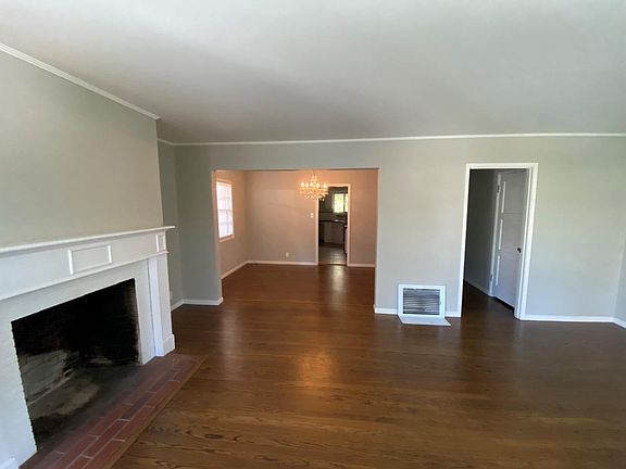5th image of 2191 Mills Ave