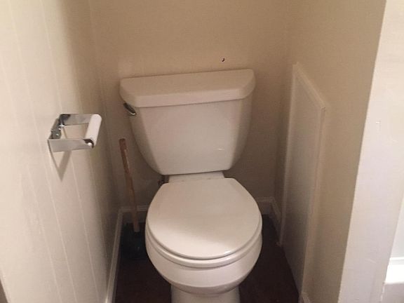 2nd image of 15 E High St APT 4
