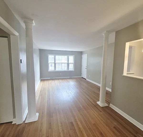 2404 Barracks Ct #1 — Photo 9