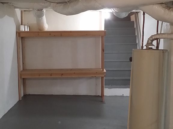 5th image of 4014 E 39th St