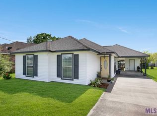 1119 S Sheena Dr, Gonzales, LA 70737