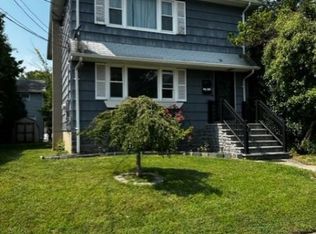 164 6th Ave, Hawthorne, NJ 07506