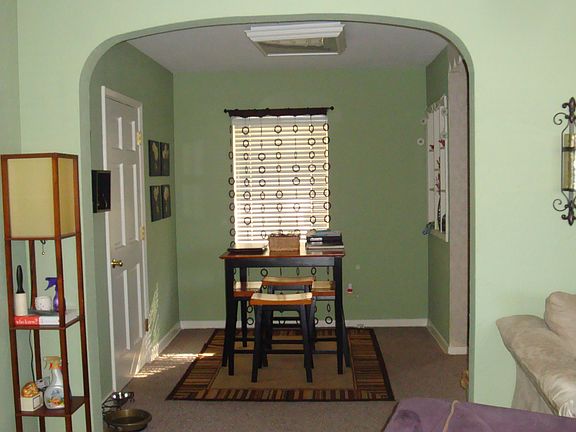 3rd image of 2414 University Blvd W