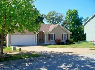 1409 NW 79th St, Kansas City, MO 64118