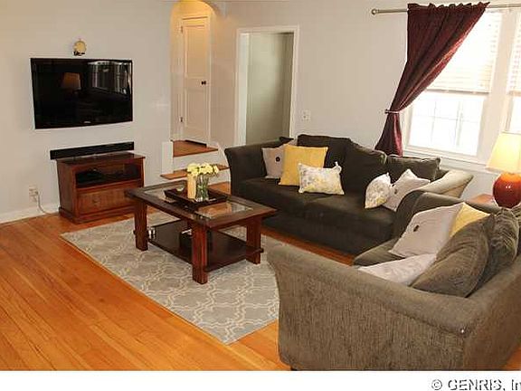 2nd image of 33 Drexmore Rd