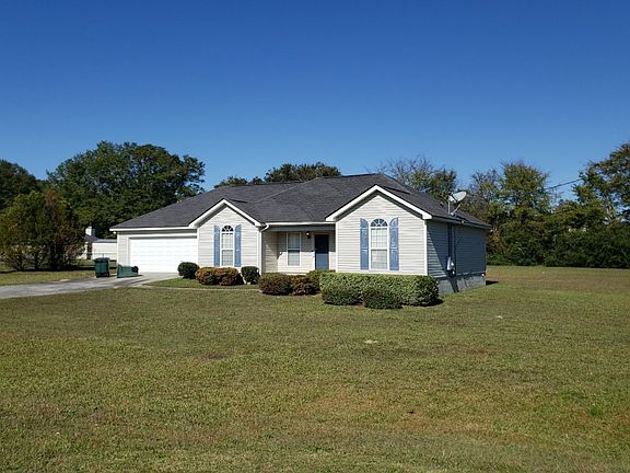 2nd image of 205 Brittany Ct