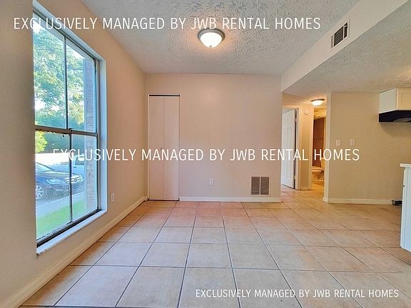 5th image of 7201 Arlington Expy APT 80