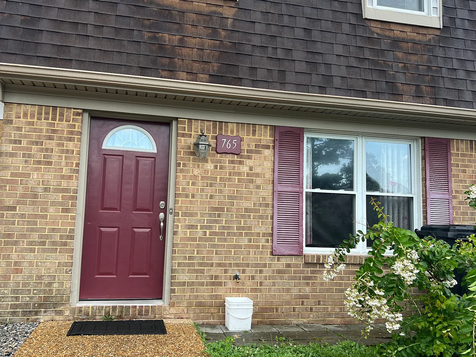 3 bed, 2.5 bath, 1560 sqft, $2,600 — Photo 1