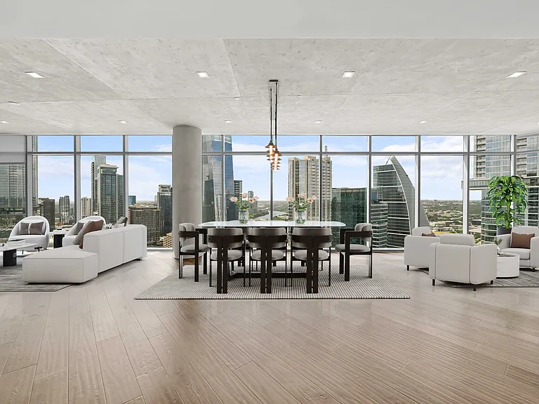 501 West Ave #3201 — Photo 2