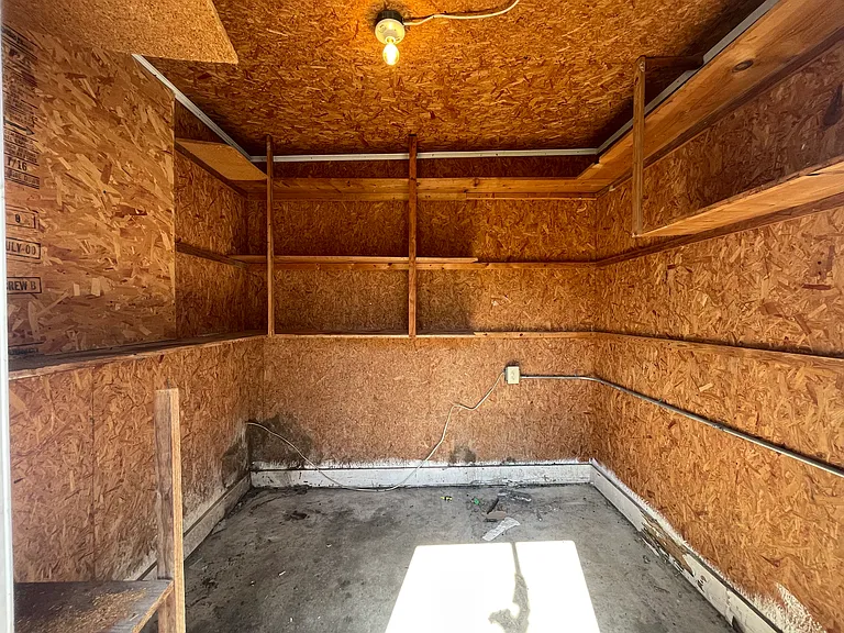 556 Victor Ave — Photo 26