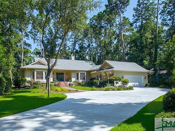 3rd image of 3 Cuthbert Ln