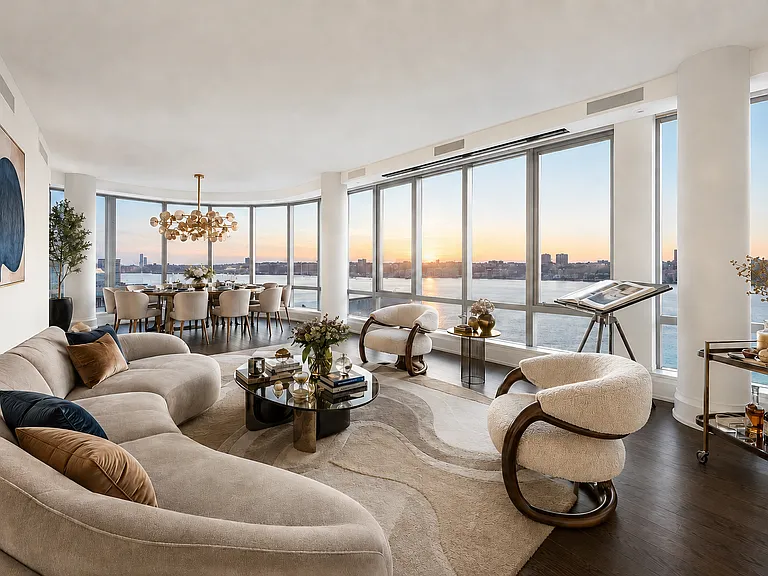50 Riverside Blvd #12L — Photo 1
