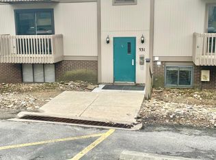 331 Ridge Point Cir #A23, Bridgeville, PA 15017