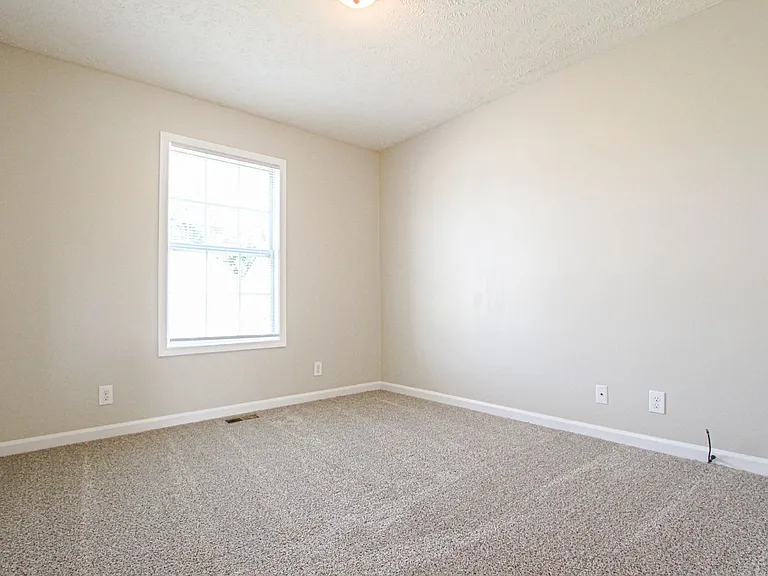 1347 Whitt Ln — Photo 14