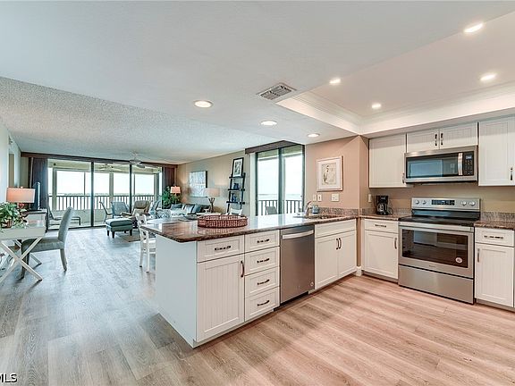 4th image of 15021 Punta Rassa Rd APT 404