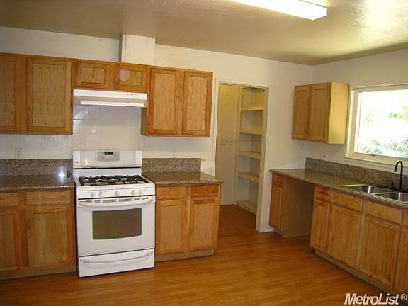 5th image of 6200 Sun River Dr