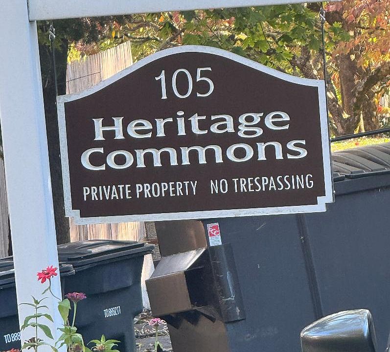 1st image of 105 Columbus Pl APT 1
