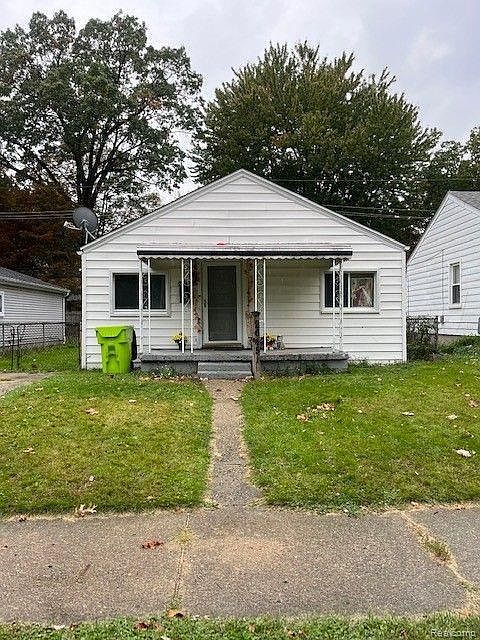 1st image of 26451 Lorenz St