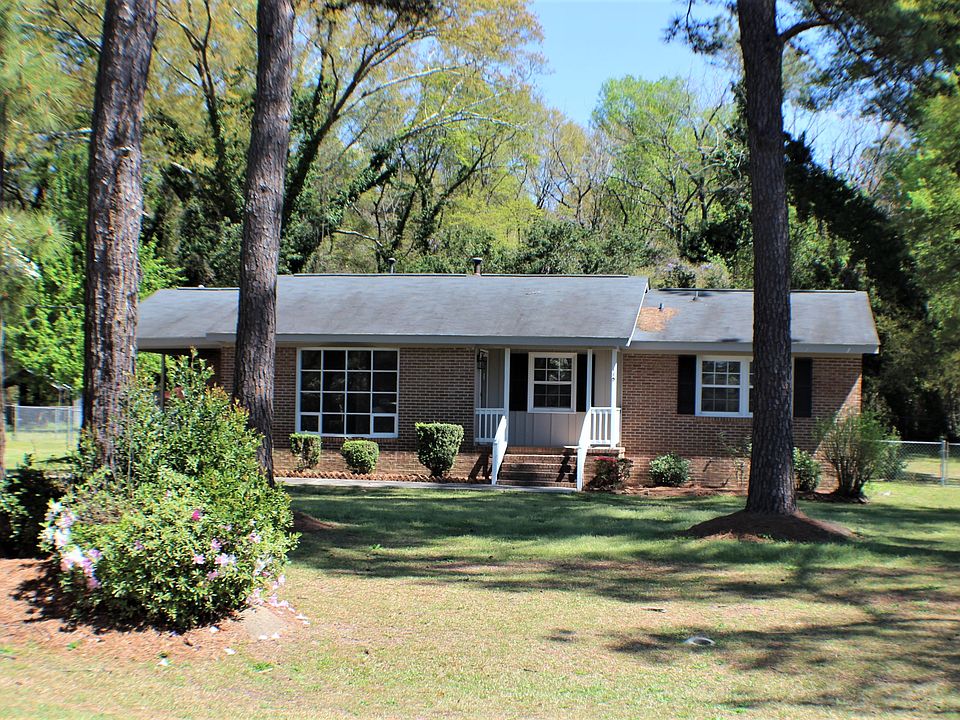 1st image of 115 Wildwood Dr