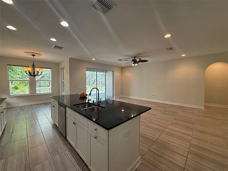 4557 Vermillion Sky Dr — Photo 7