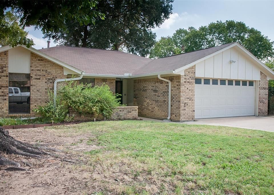 1st image of 1112 Brandon Ct