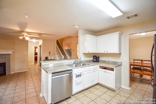 222 Tapwood Ln — Photo 12