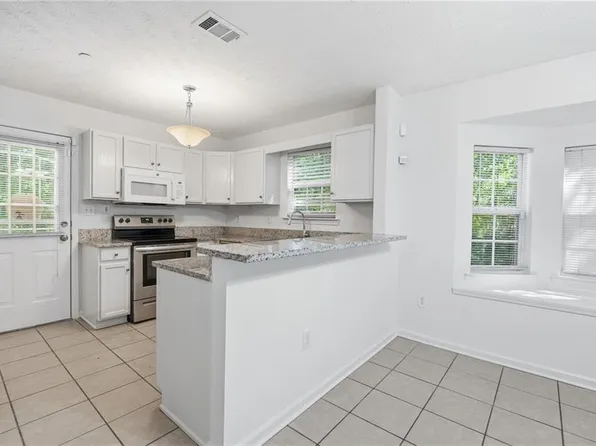 6427 Wellington Chase Ct, Lithonia, GA 30058