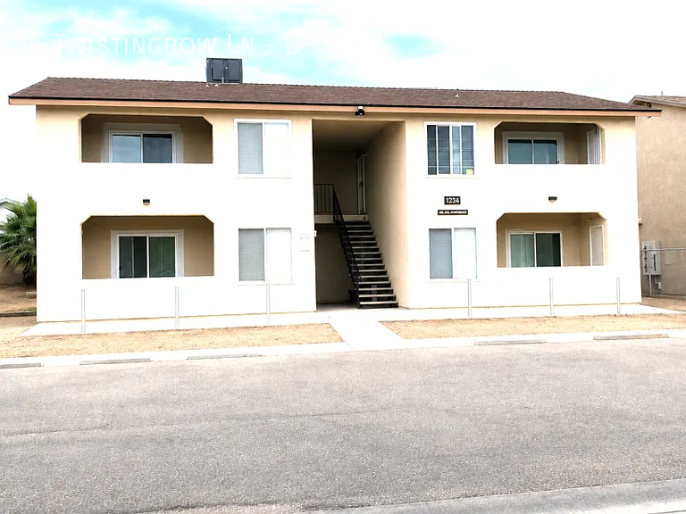 2785 Twistingbow Ln #D — Photo 1