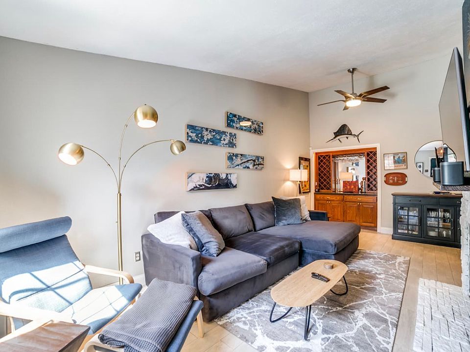 1st image of 8518 Sir Lancelot APT 2