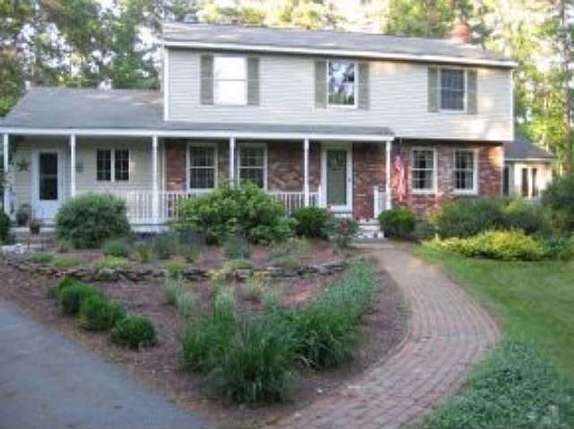 1st image of 8 Jefferson Dr