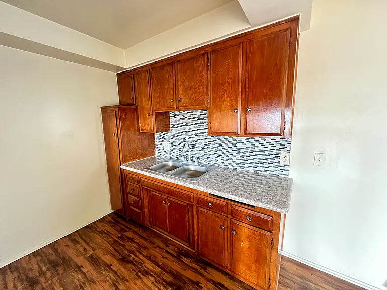 3263 Carlin Ave #B — Photo 8
