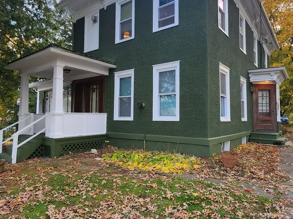 203 Church St APT 4, Howes Cave, NY 12092