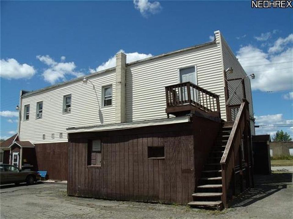1st image of 960 Harbor St