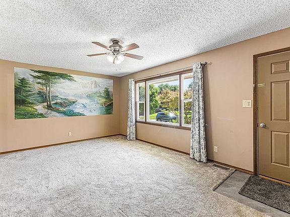 5th image of 3902 E Haverill Dr