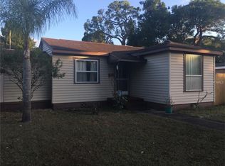 1517 Essex Dr N, Saint Petersburg, FL 33710