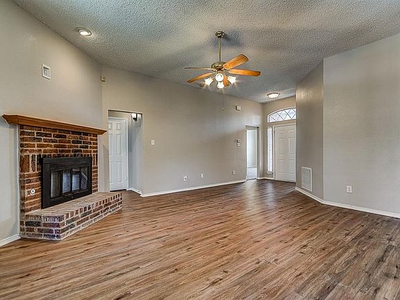 5th image of 1802 Mesa Ct