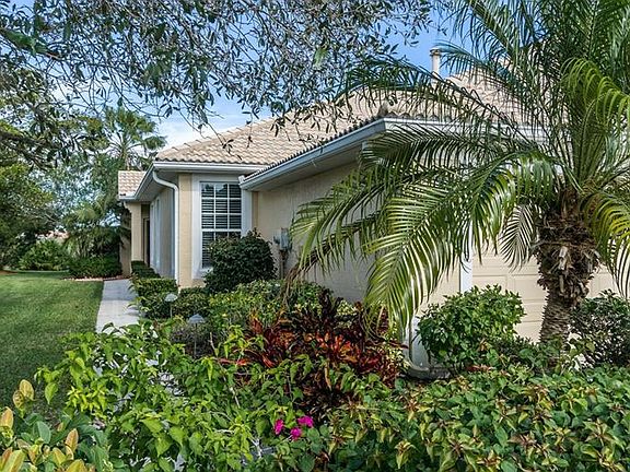 4th image of 4483 Whispering Oaks Dr