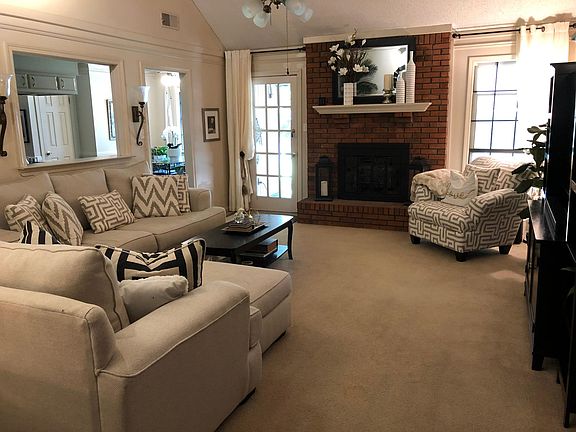 great room entrance view